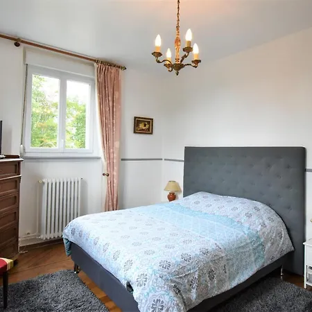 Chateau De Broyes (Oise)